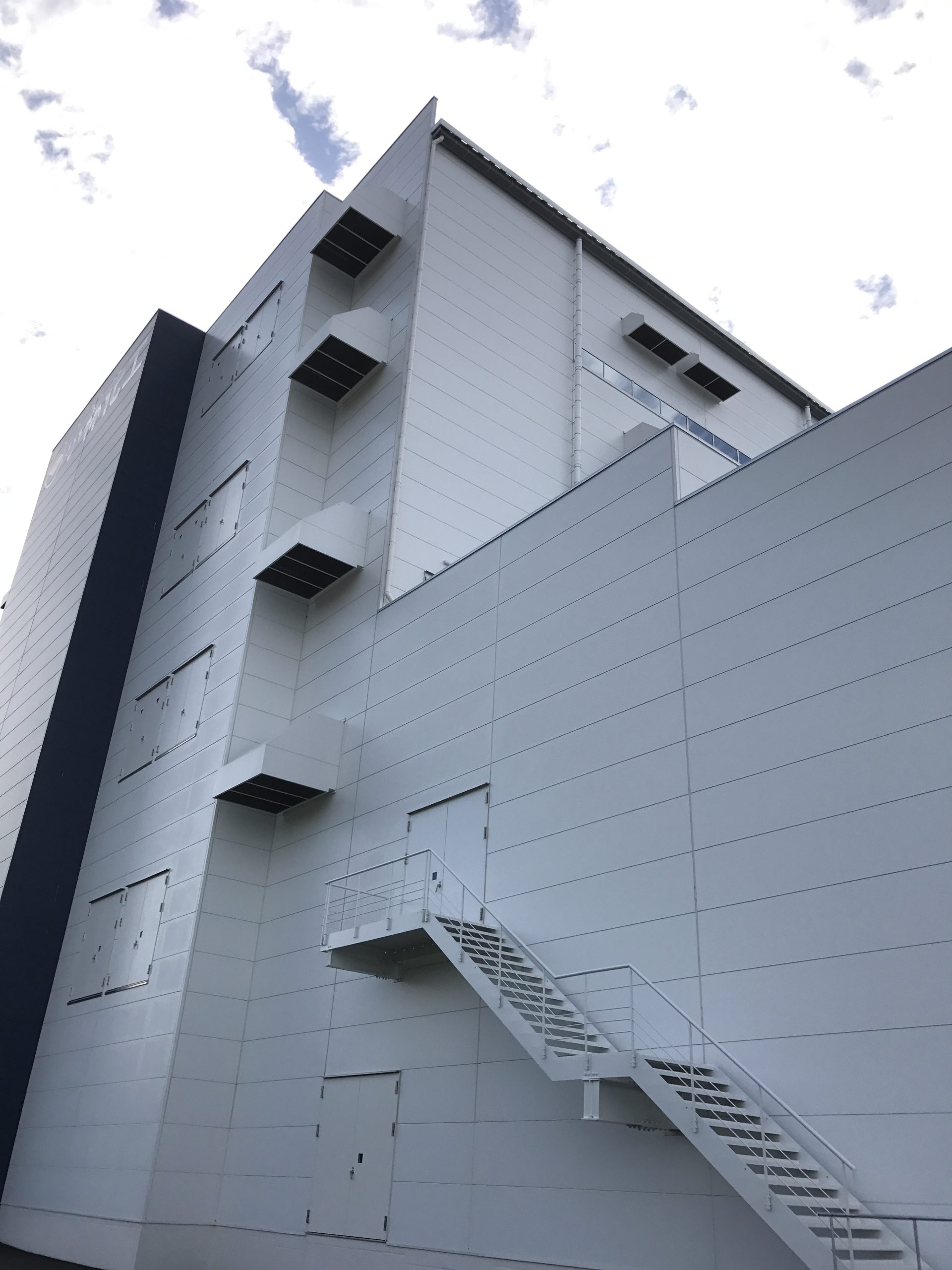 ステンレス製作金物